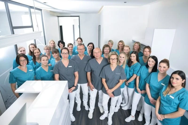 Das Team der Zahnarztpraxis Mundwerk in Crailsheim